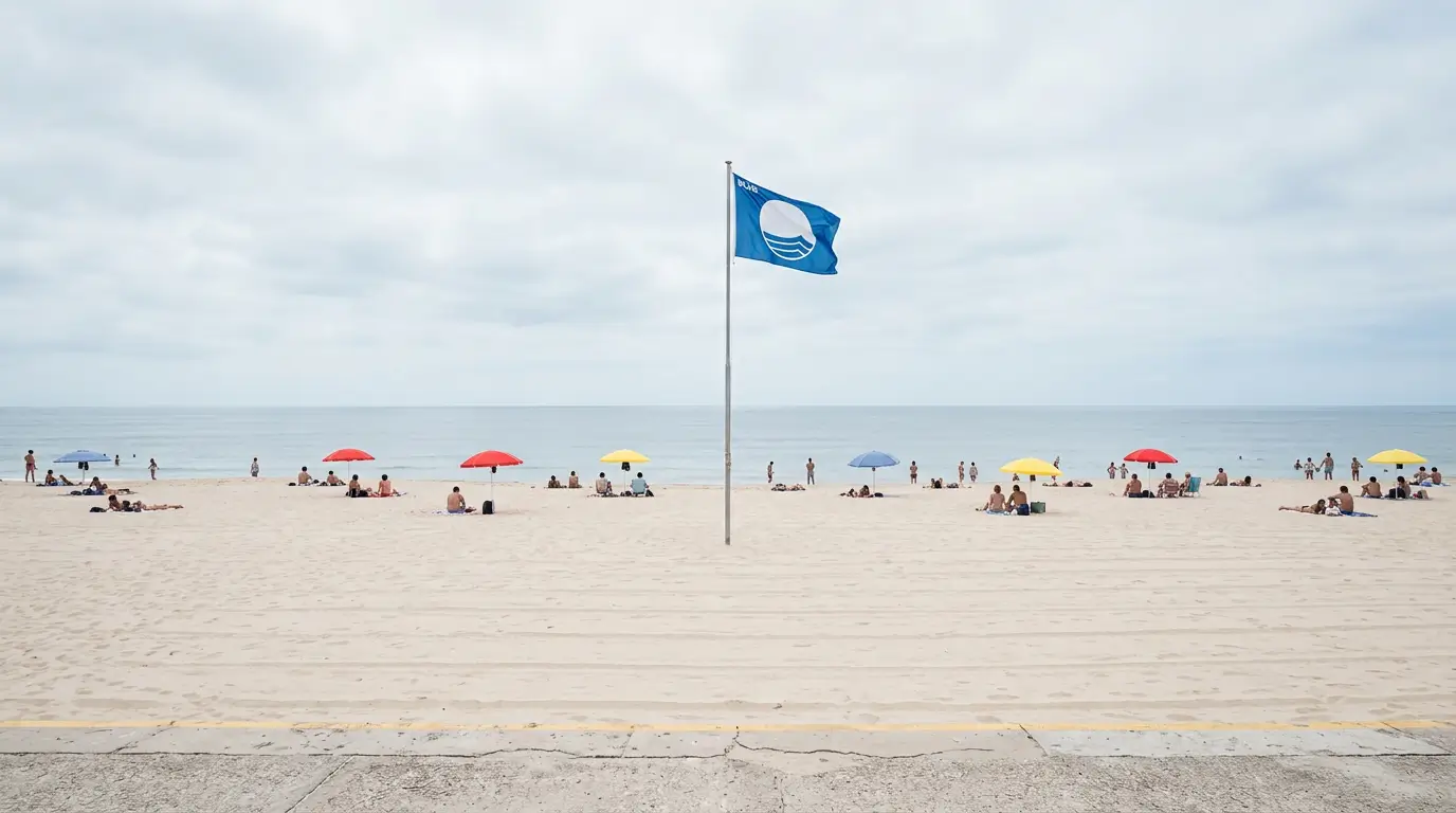 Praias com Bandeira Azul em Portugal 2026 | Guia de Verão